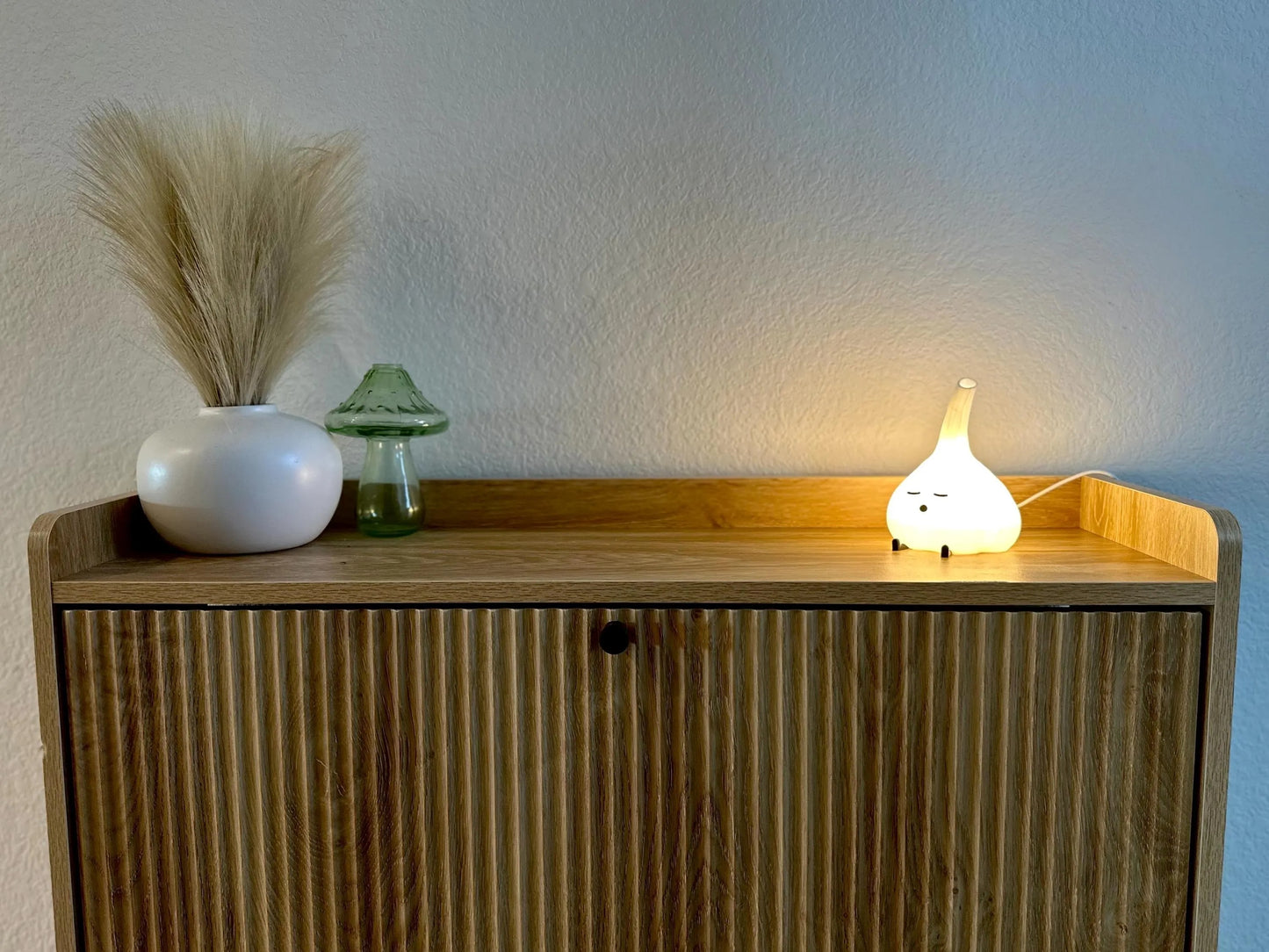 3D Printed Sleeping Garlic LED Lamp: Cute Foodie Accent Light